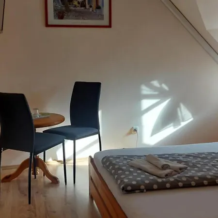 Couette-café Diana Fogado 3*